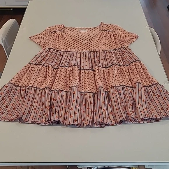 LIKE NEW Urban Outfitters Ragdoll Swing Boho Vibe Short Sleeved Mini Dress - Picture 1 of 13